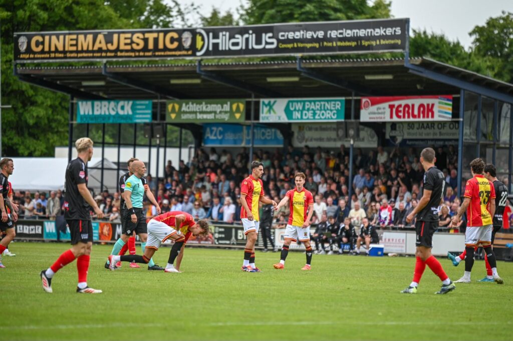 Go Ahead Eagles oefent zaterdag bij AZC