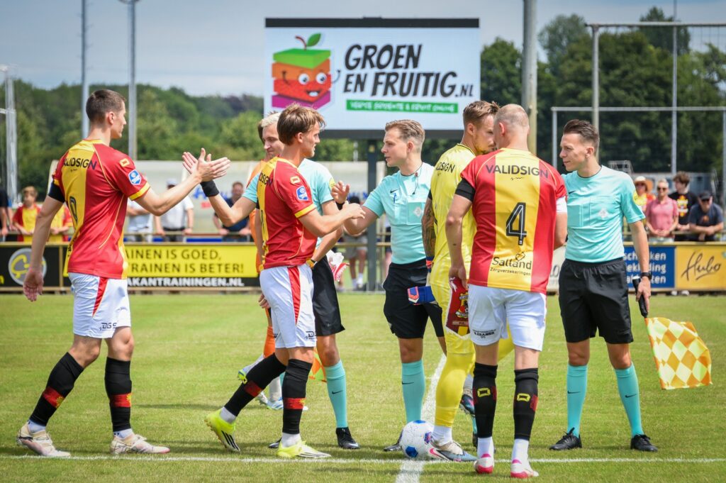 Groenenfruitig.nl wedstrijdsponsor Go Ahead Eagles-Top Oss